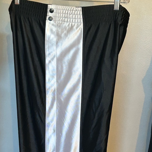 Men’s Adidas X-Large Pull Away WarmUp Pants - Picture 2 of 8